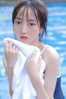 我的奶头被客人吃的红肿疼痛